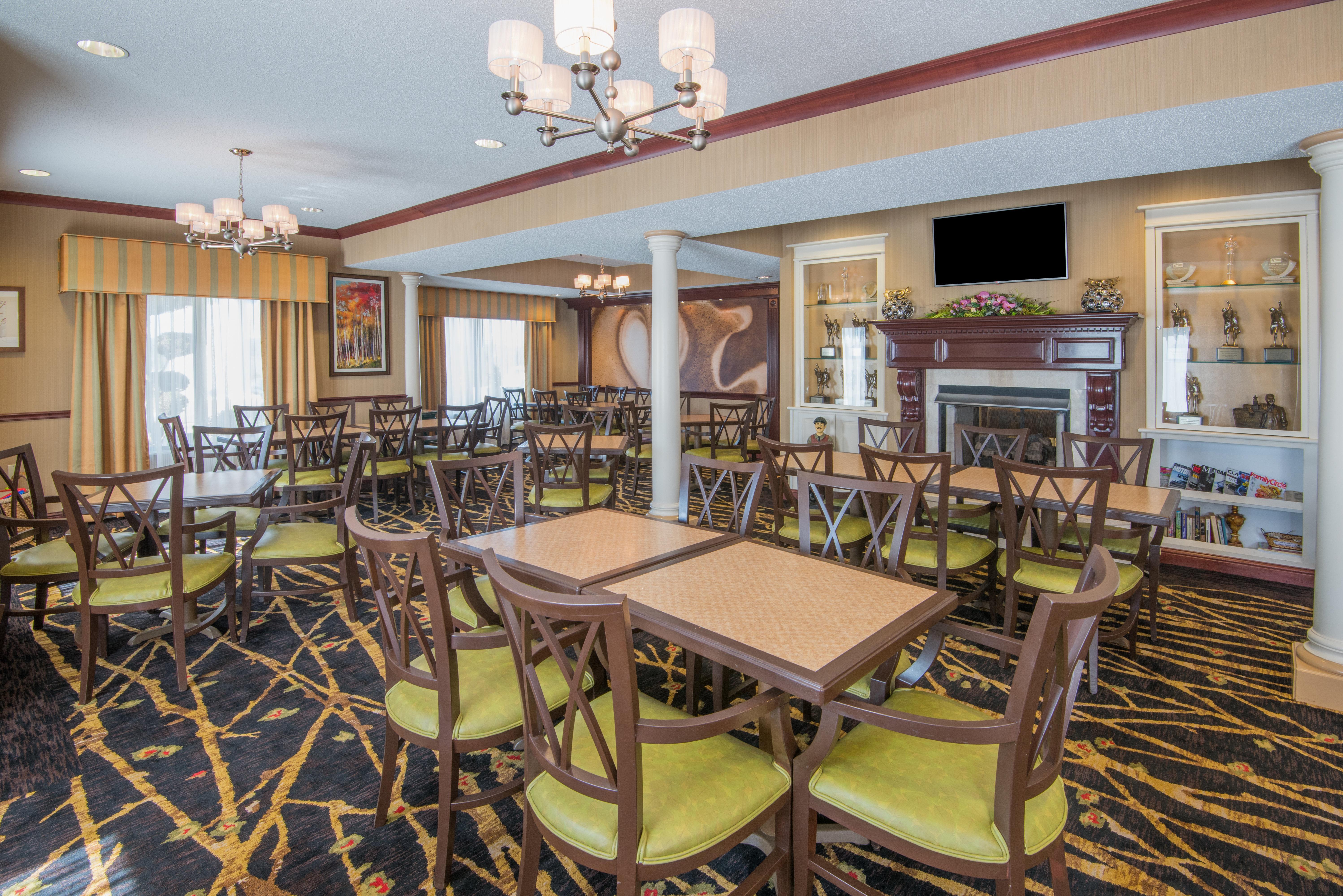 Holiday Inn Express & Suites - Sharon-Hermitage By Ihg West Middlesex Екстериор снимка