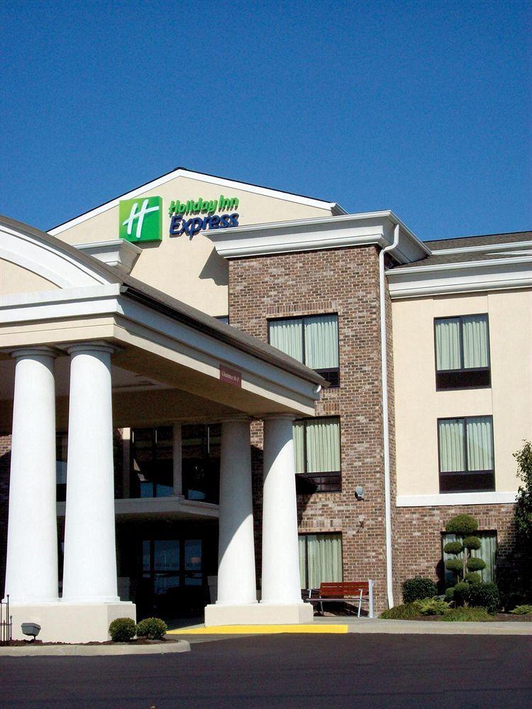 Holiday Inn Express & Suites - Sharon-Hermitage By Ihg West Middlesex Екстериор снимка
